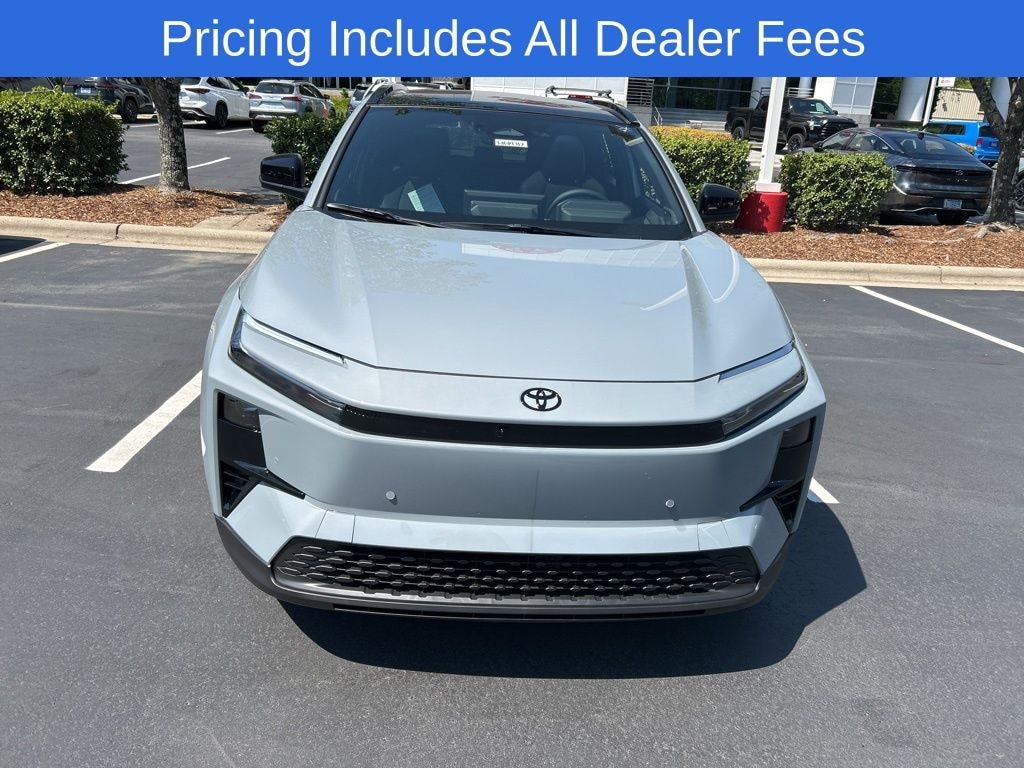 New 2026 Toyota C-HR XSE SUV
