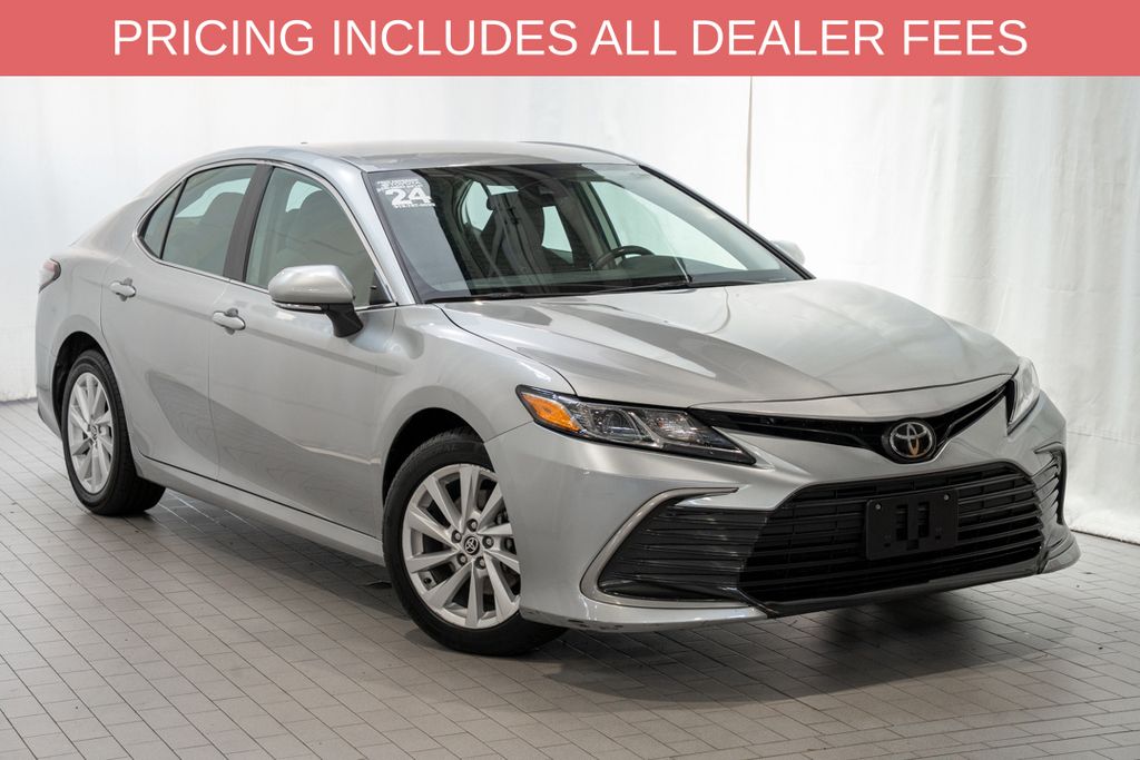 2024 Toyota Camry Sedan 