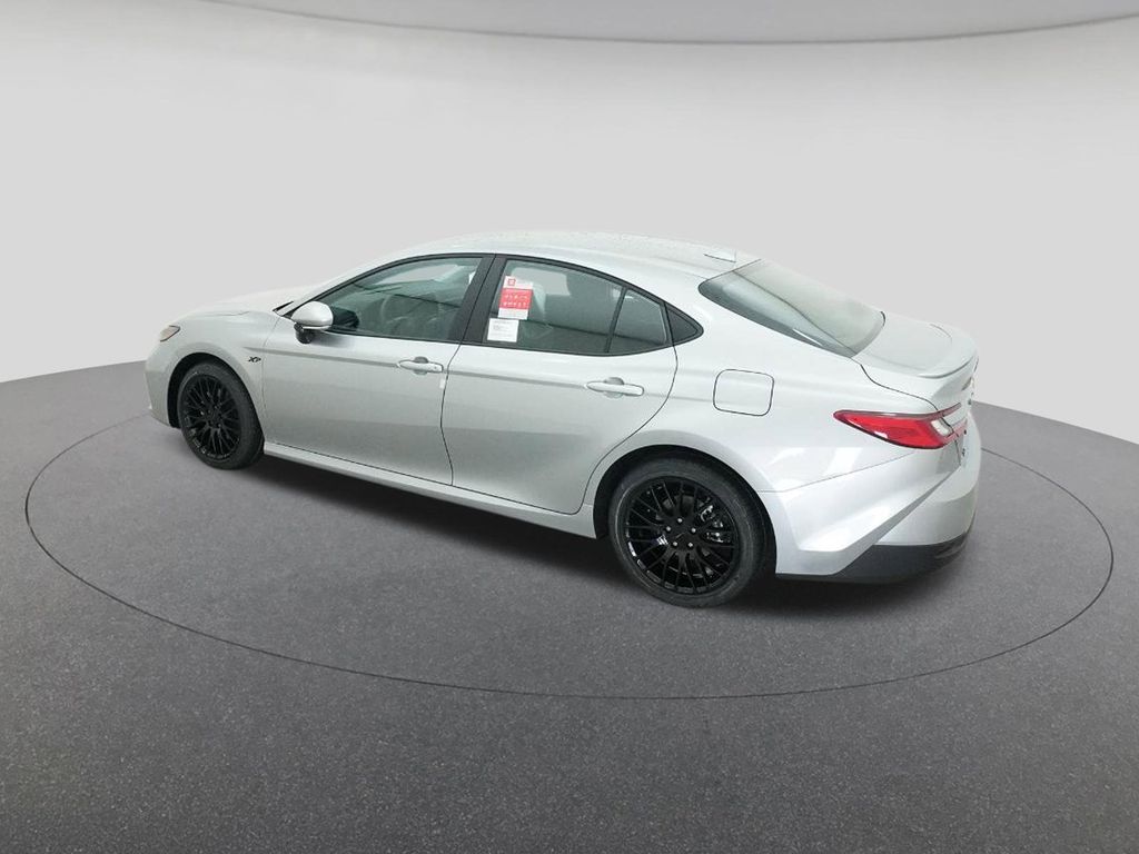 2026 Toyota Camry LE photo 4