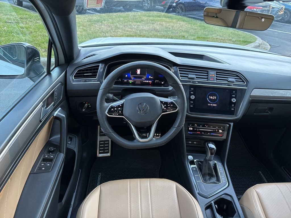 Used 2024 Volkswagen Tiguan 2.0T SE R-Line Black SUV