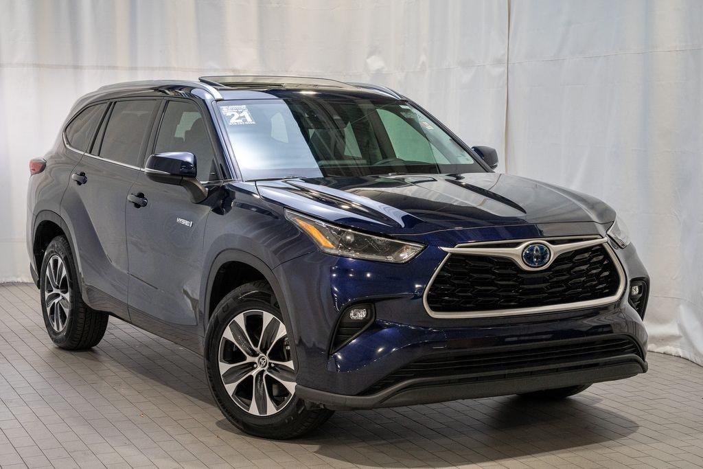 Certified 2021 Toyota Highlander Hybrid XLE SUV