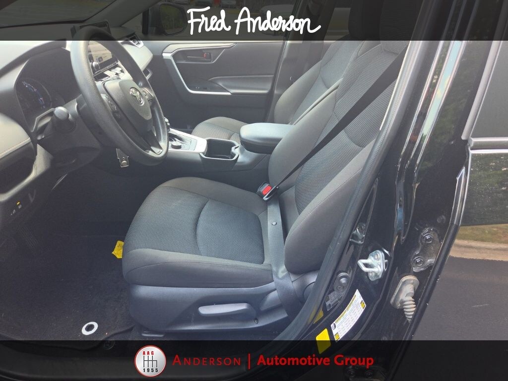 Used 2025 Toyota RAV4 Hybrid LE SUV