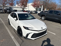2026 Toyota Camry SE Sedan