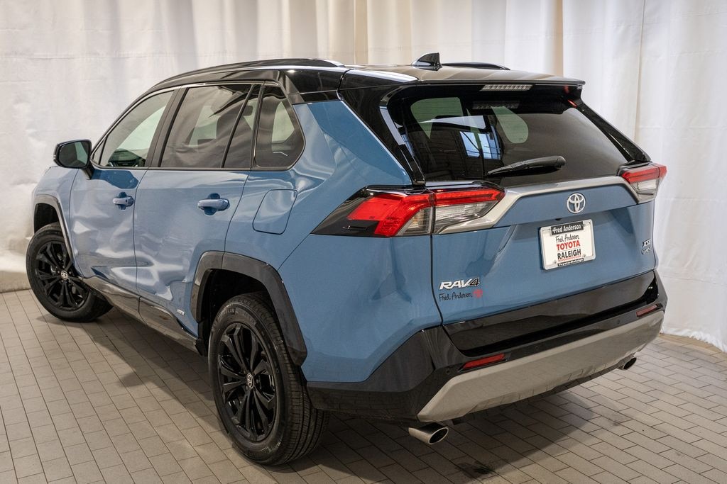 Used 2025 Toyota RAV4 Hybrid XSE SUV