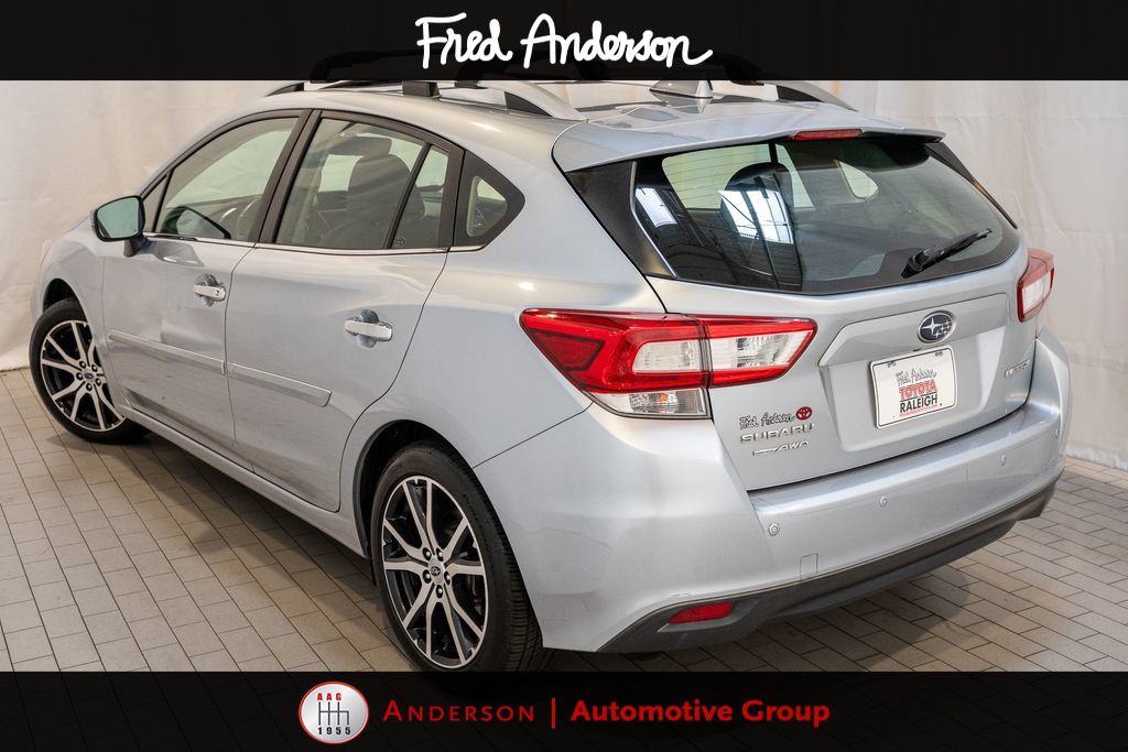 2019 Subaru Impreza 2.0i Limited photo 4
