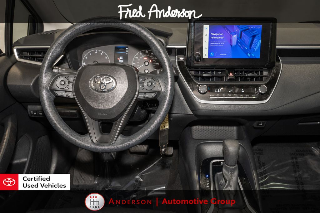 2024 Toyota Corolla LE photo 2