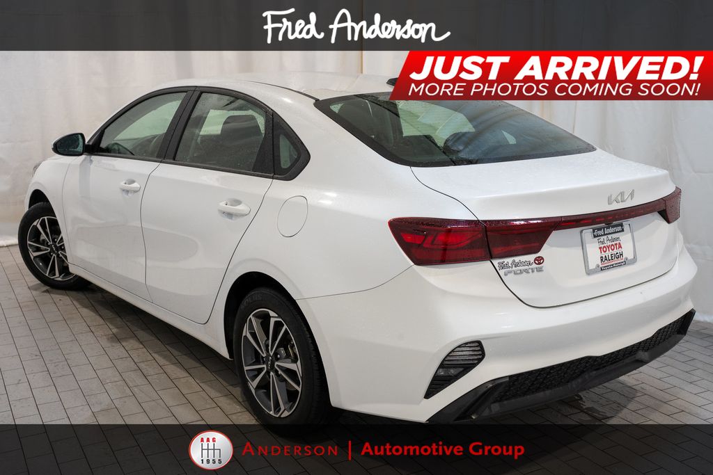 2024 Kia Forte LXS photo 4