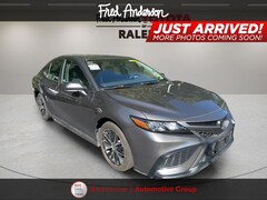 2024 Toyota Camry SE Sedan