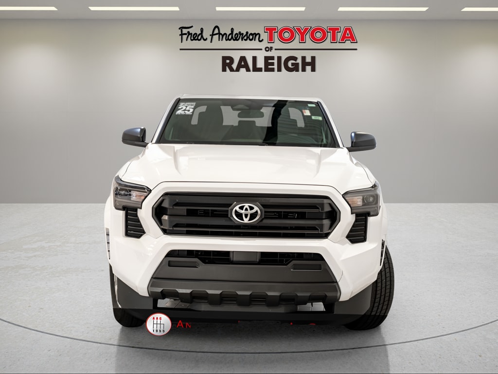 Used 2025 Toyota Tacoma SR Truck