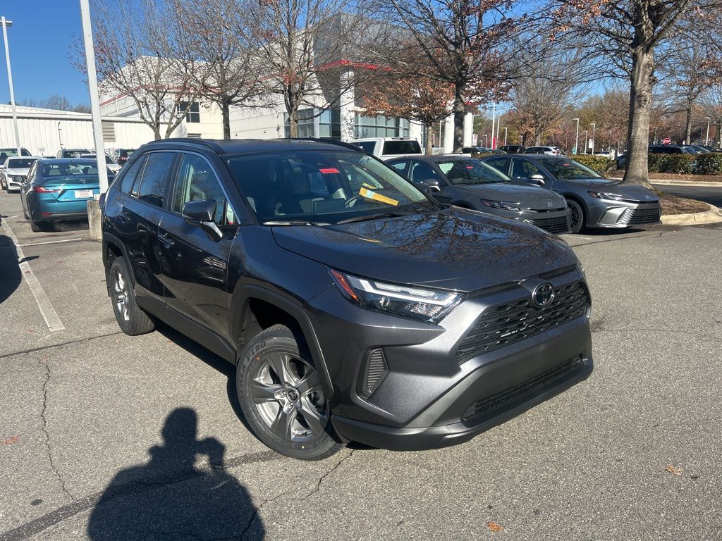 2025 Toyota RAV4 SUV 