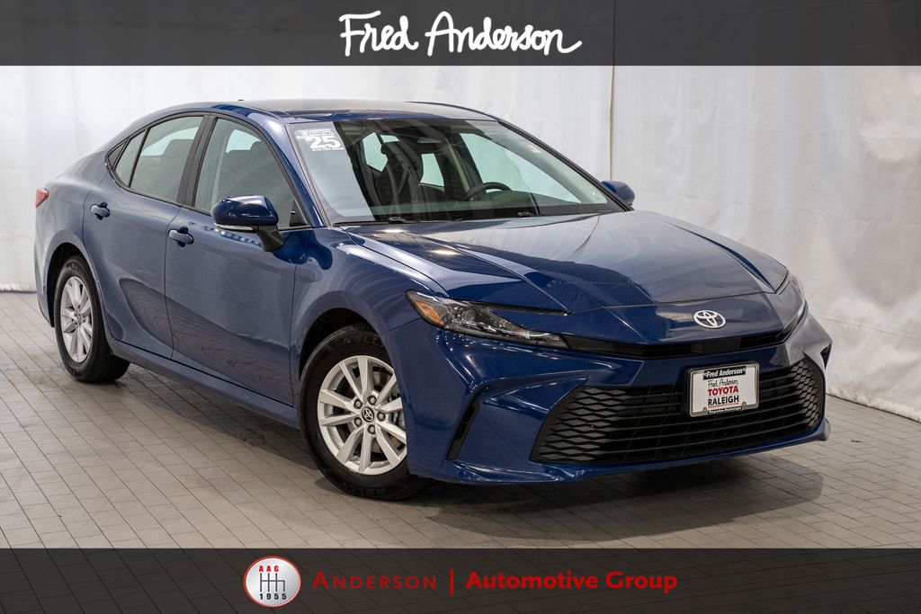 2025 Toyota Camry Sedan 