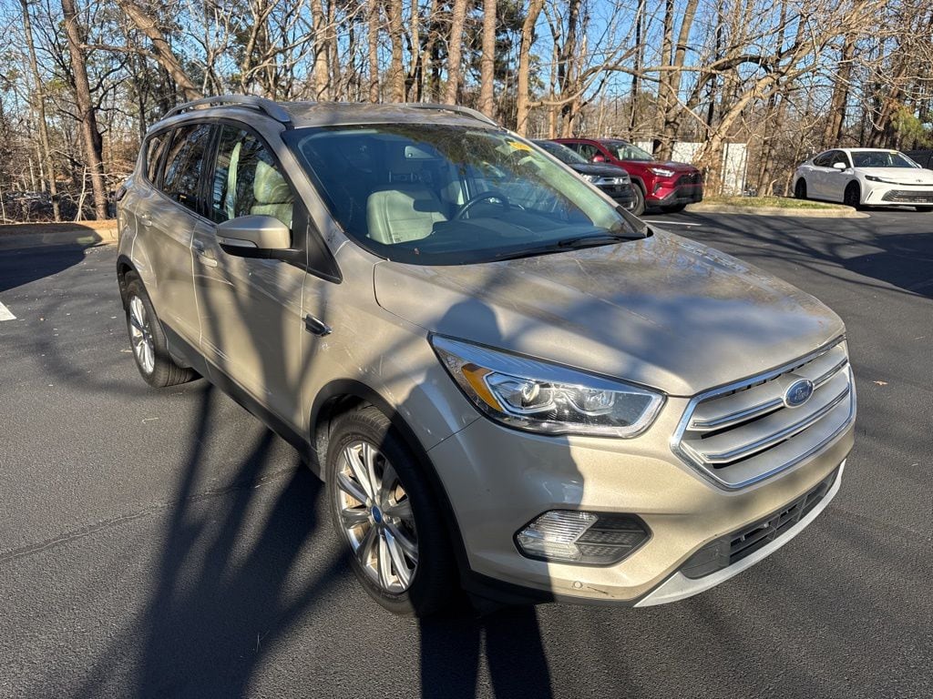 2018 Ford Escape Titanium's photo