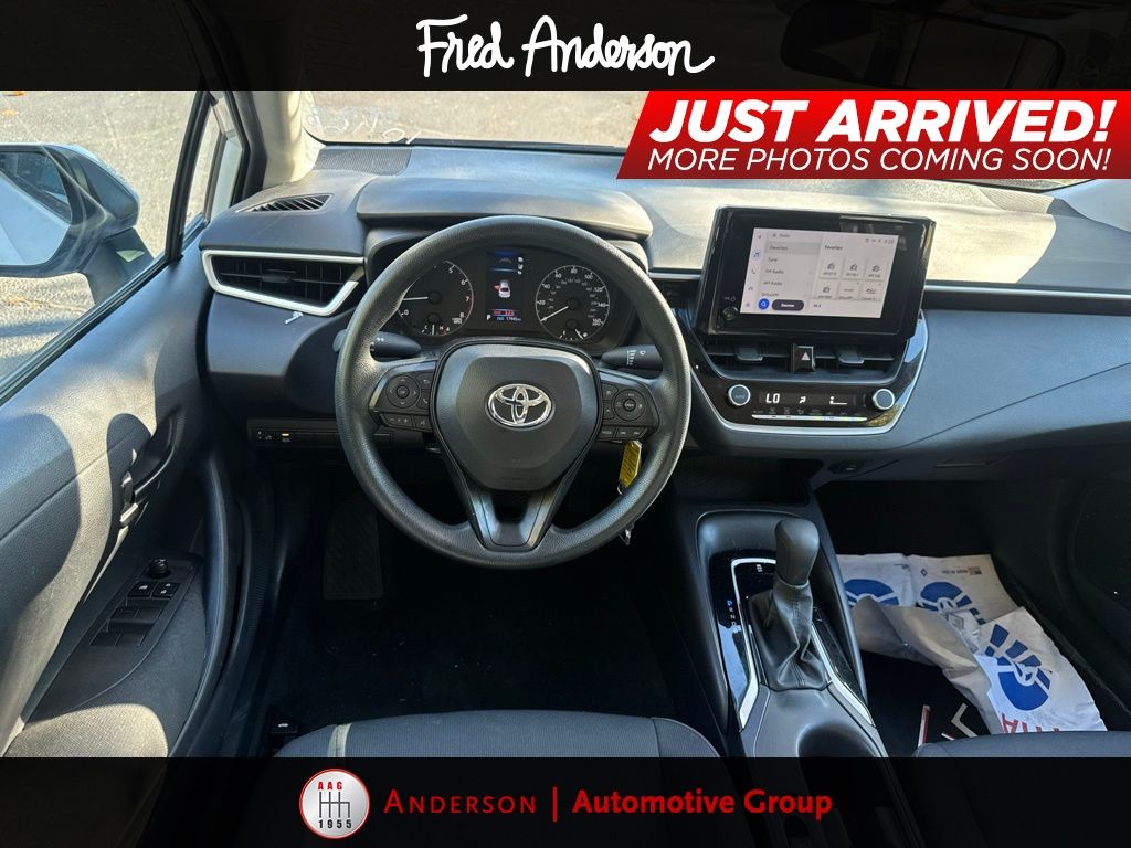 Used 2025 Toyota Corolla LE with VIN 5YFB4MDE8SP233417 for sale in Northfield, Minnesota