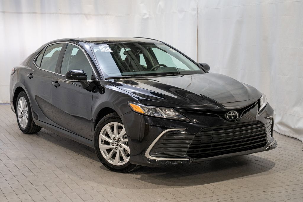 2024 Toyota Camry Sedan 