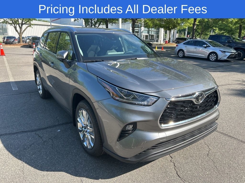 New 2026 Toyota Highlander Limited SUV
