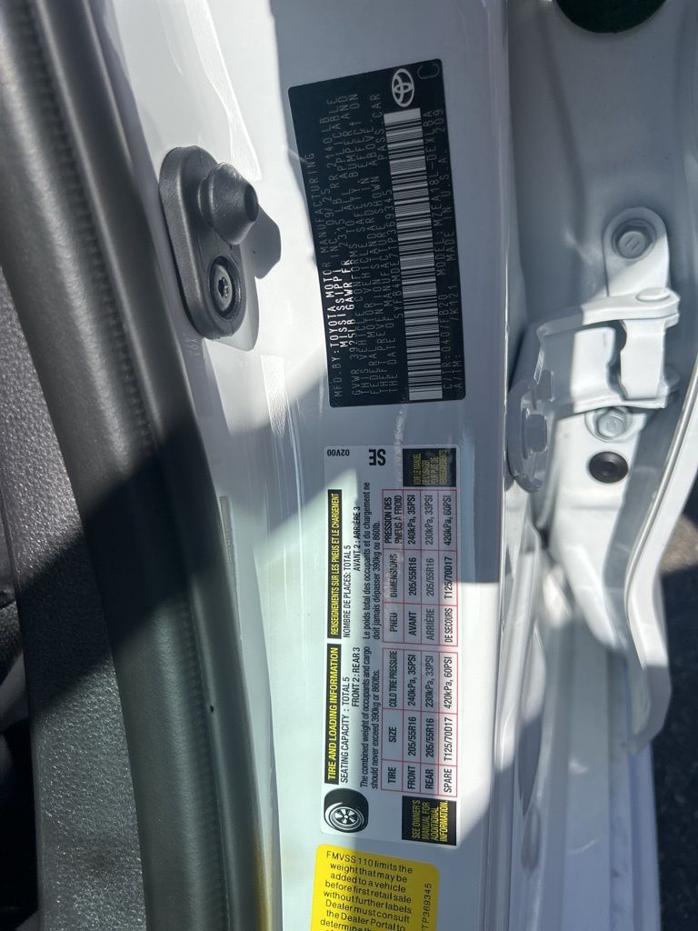 2026 Toyota Corolla LE photo 4