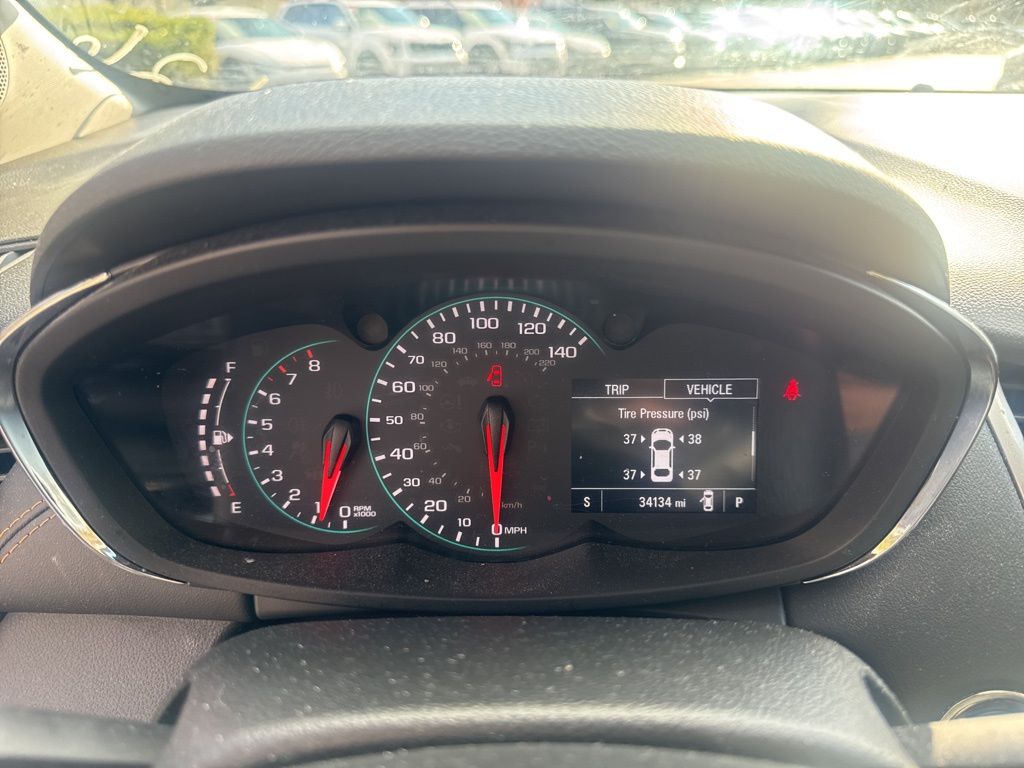 2022 Chevrolet Trax LT photo 3