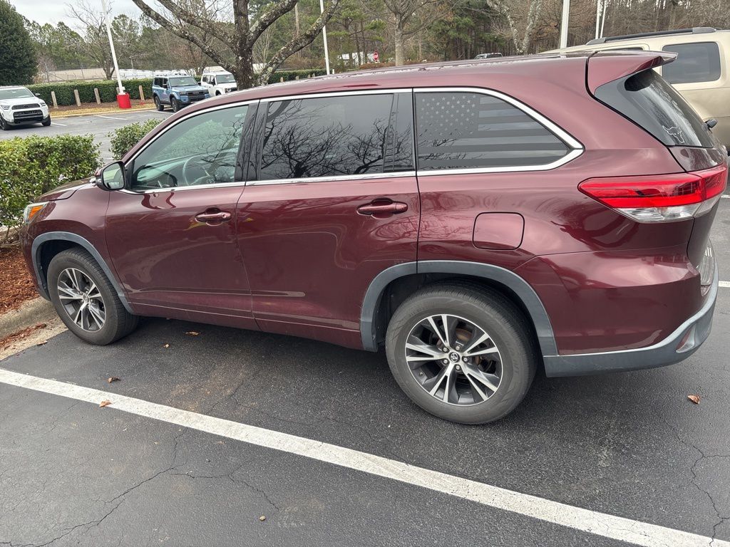 2018 Toyota Highlander LE