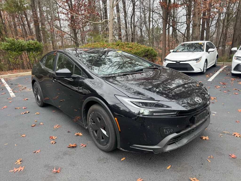Used 2025 Toyota Prius LE Hatchback