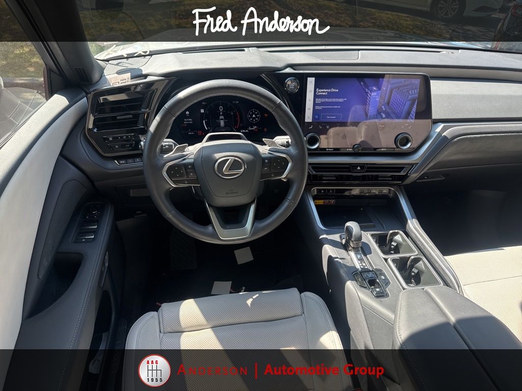 2024 Lexus TX 350 Luxury photo 2