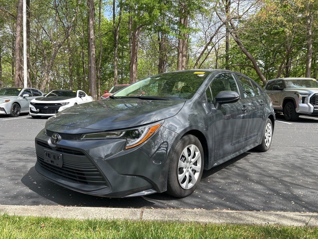 Used 2025 Toyota Corolla LE Sedan