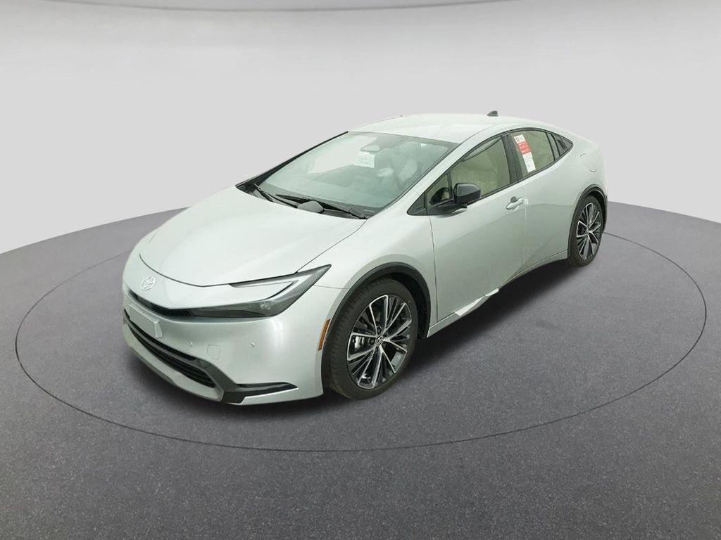 2026 Toyota Prius XLE's photo