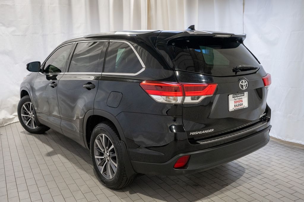 Used 2019 Toyota Highlander XLE SUV