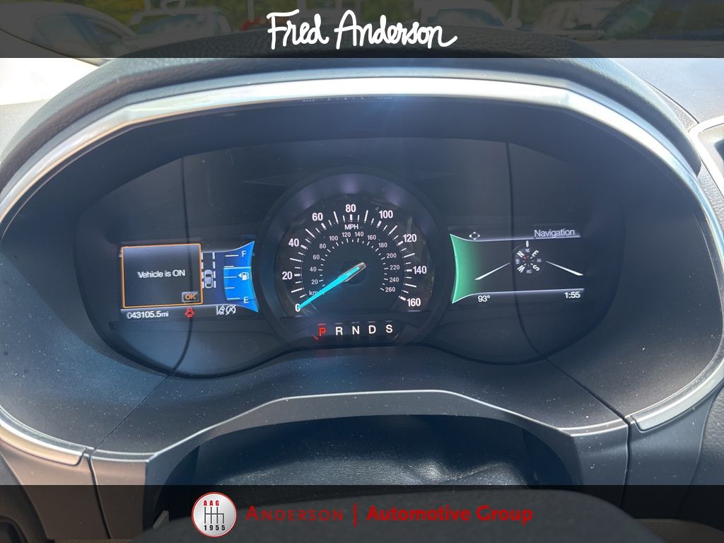 2019 Ford Edge Titanium photo 3