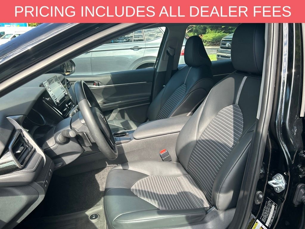 Used 2023 Toyota Camry SE Sedan