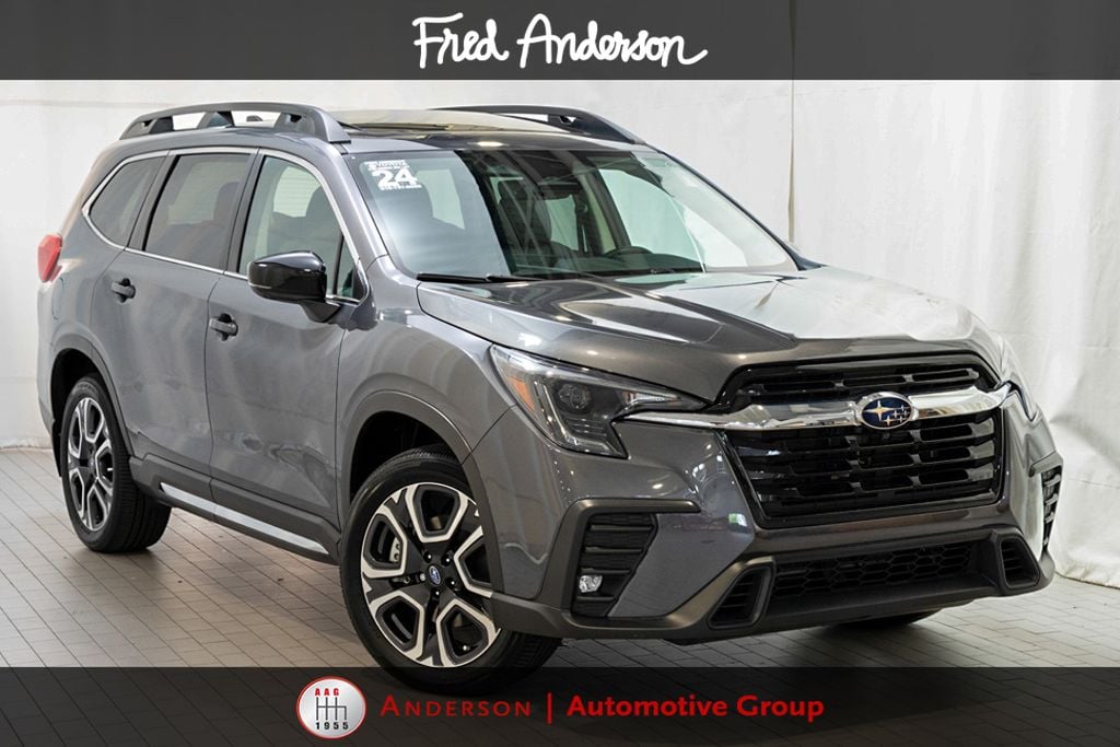 2024 Subaru Ascent Limited 8 Passenger's photo