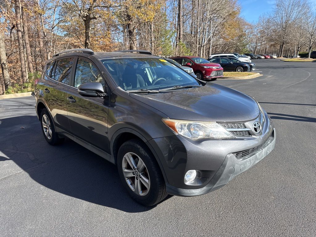 2015 Toyota RAV4 XLE's photo