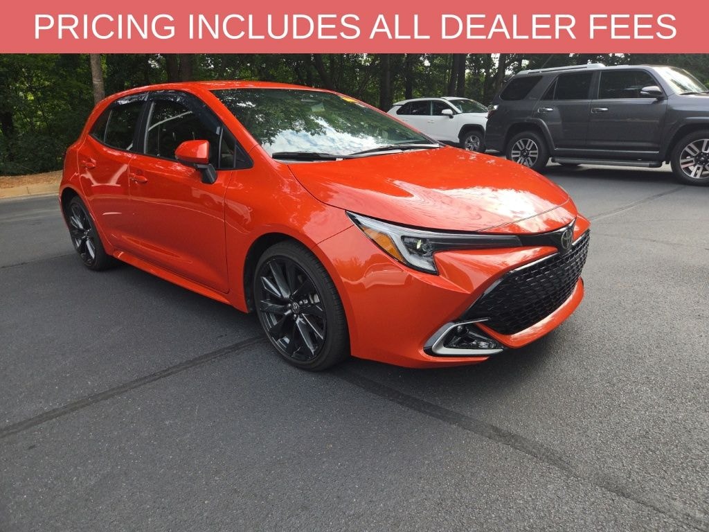 Used 2025 Toyota Corolla Hatchback XSE Hatchback