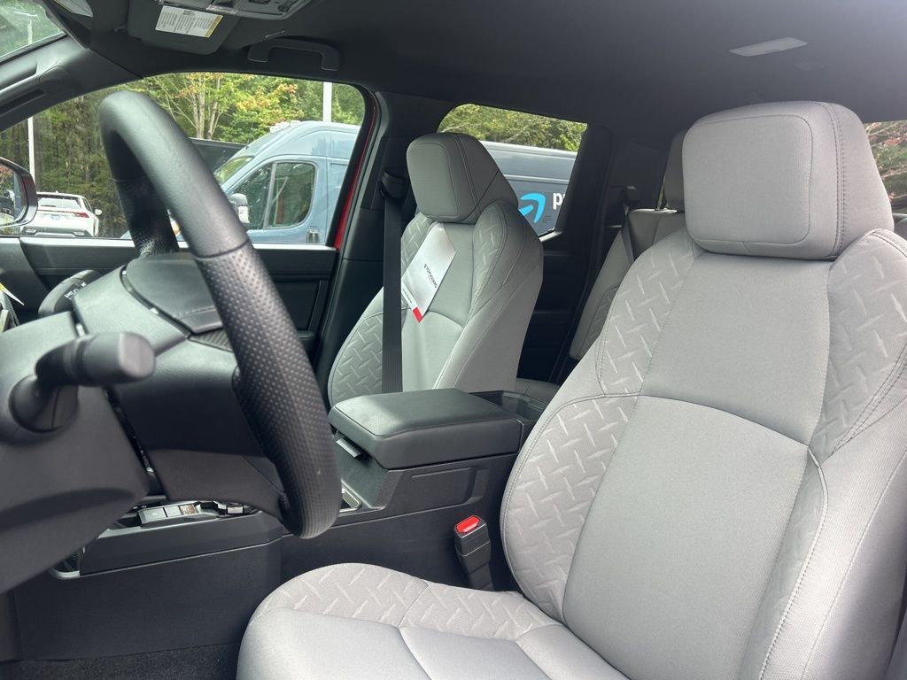 New 2025 Toyota Tacoma SR5 Truck Double Cab