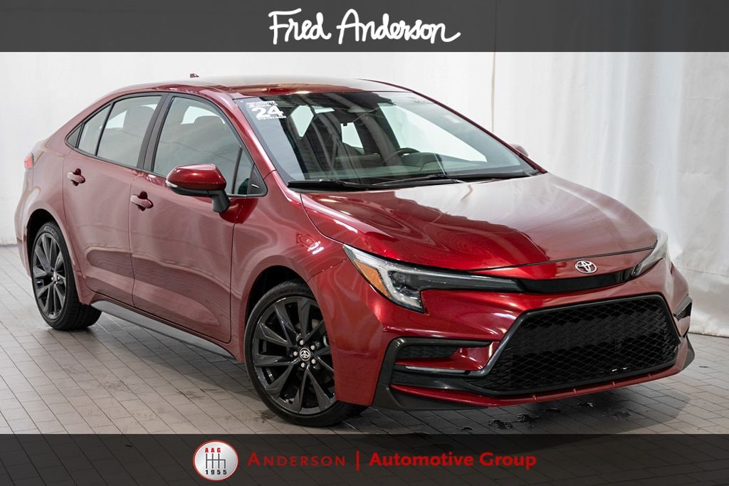 Used 2024 Toyota Corolla SE Sedan
