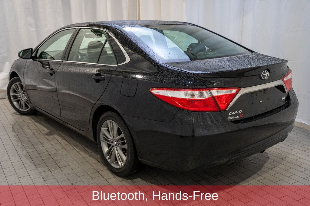 Used 2016 Toyota Camry SE Sedan