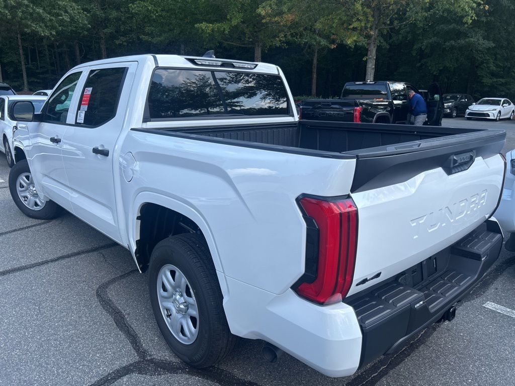 2026 Toyota Tundra SR CrewMax photo 2