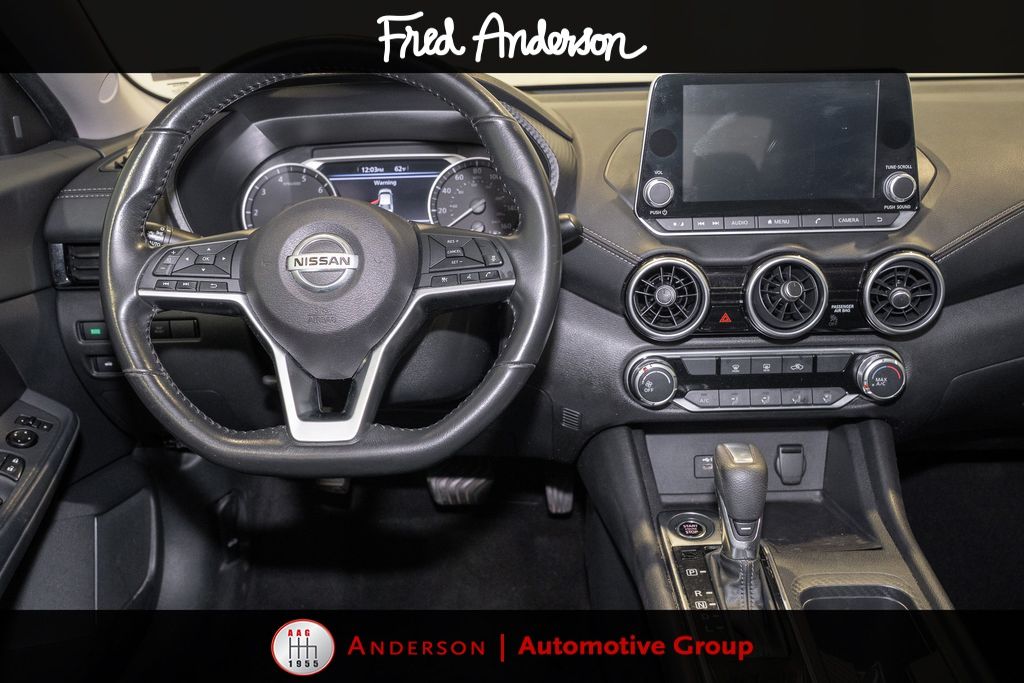 2022 Nissan Sentra SV photo 2