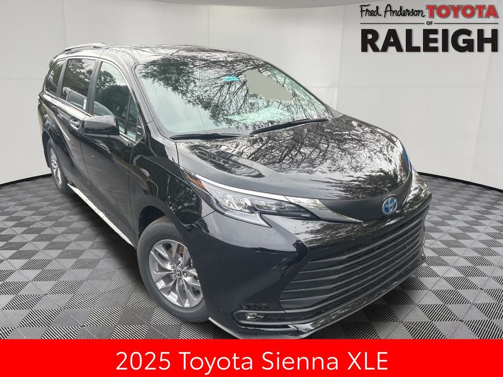 2025 Toyota Sienna Van Passenger Van 