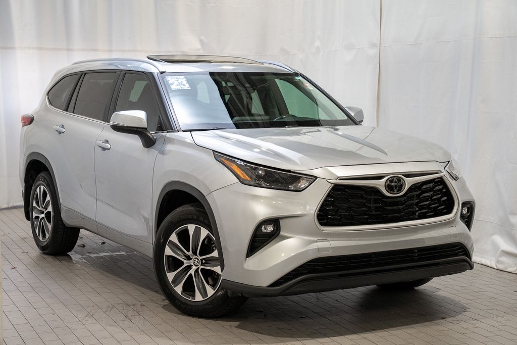 2023 Toyota Highlander SUV 