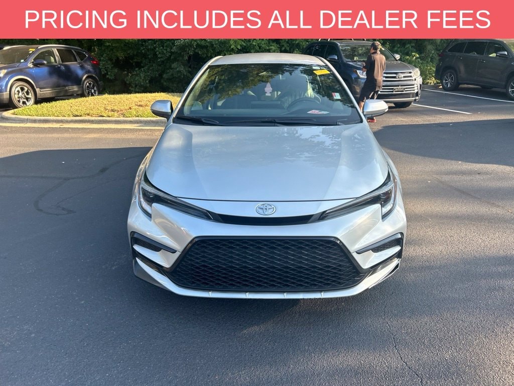 Used 2025 Toyota Corolla SE Sedan