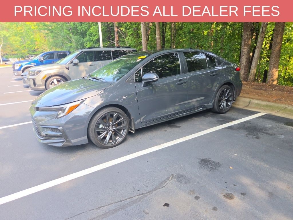 Used 2025 Toyota Corolla SE Sedan