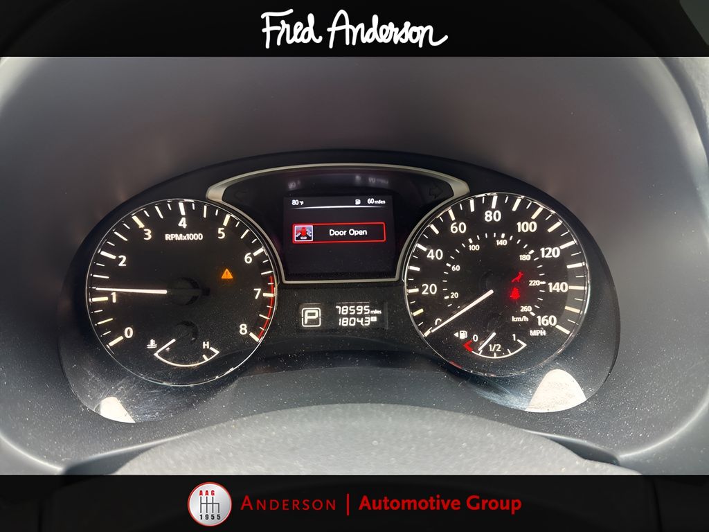 2015 Nissan Altima 2.5 SV photo 3