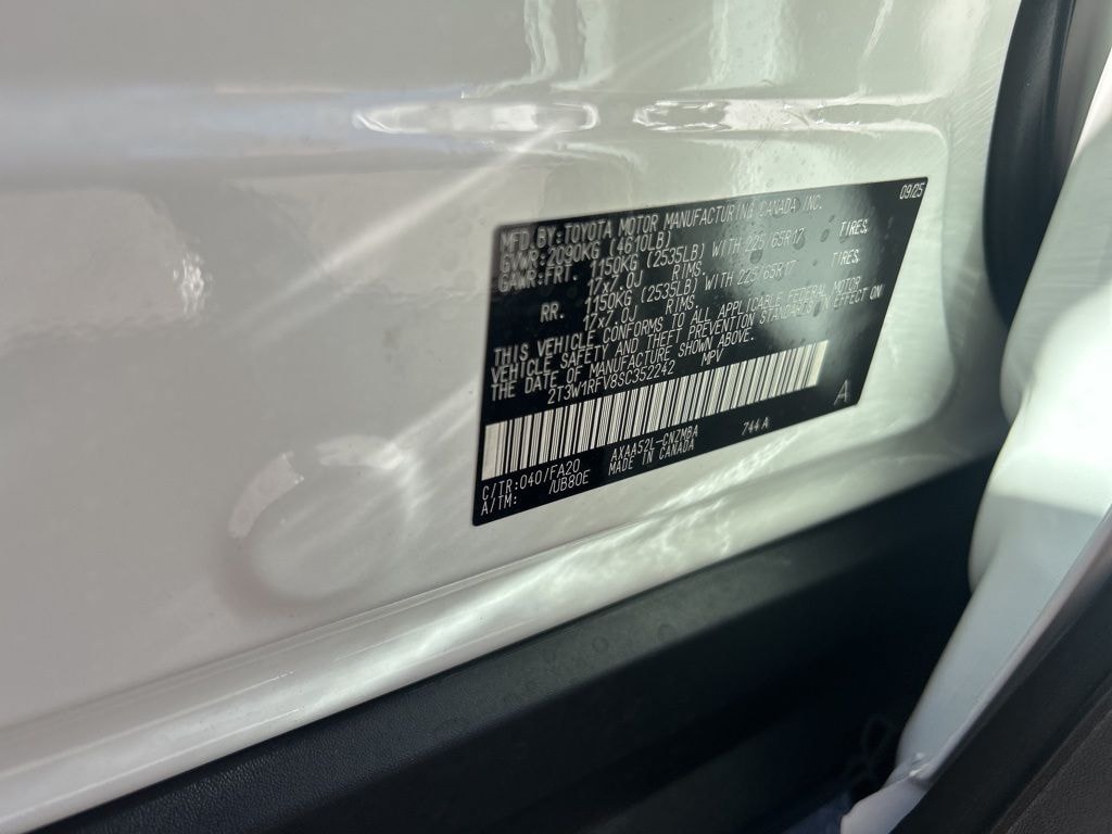 New 2025 Toyota RAV4 XLE SUV