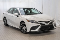 2024 Toyota Camry SE Sedan