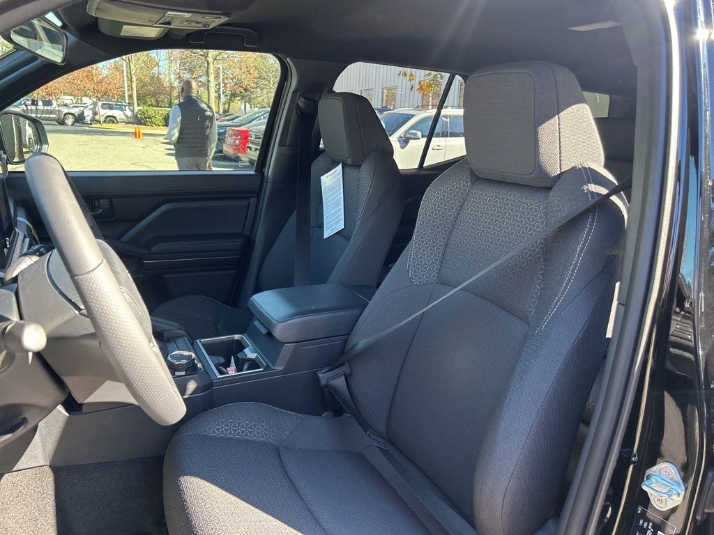 New 2025 Toyota 4Runner SR5 SUV