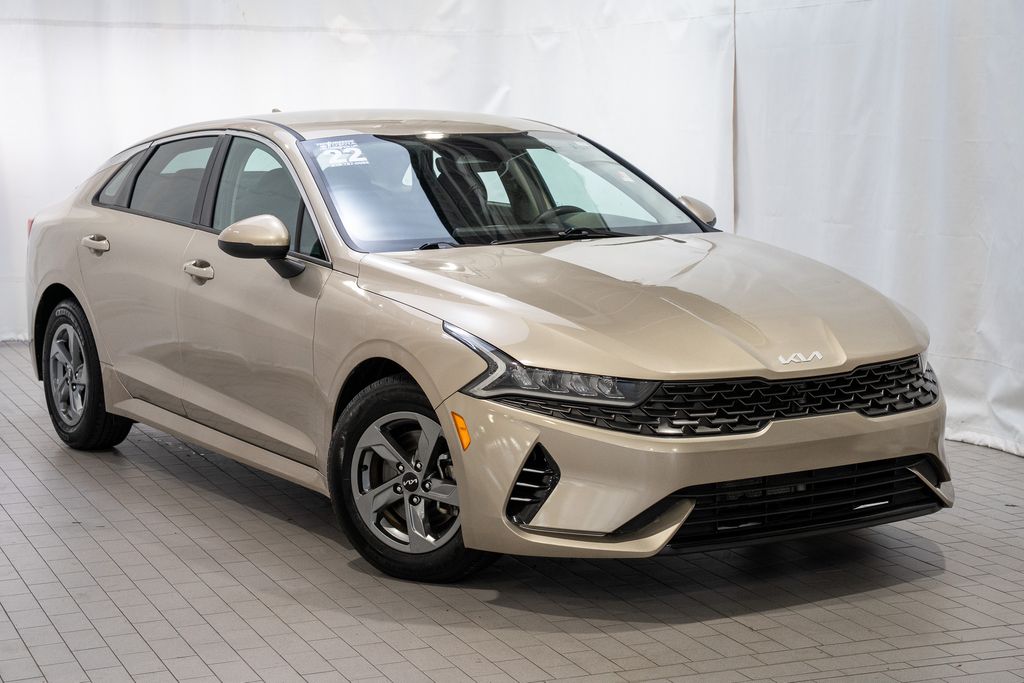 2022 Kia K5 LXS's photo