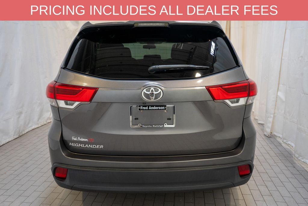 Used 2018 Toyota Highlander LE SUV