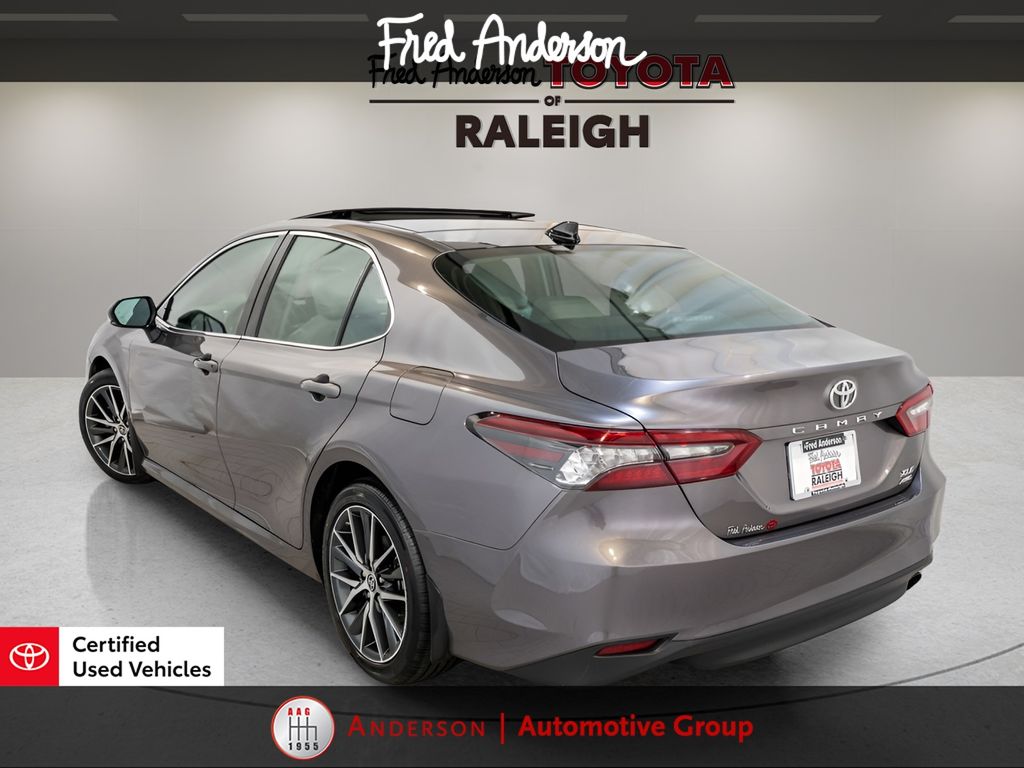 2023 Toyota Camry XLE photo 2