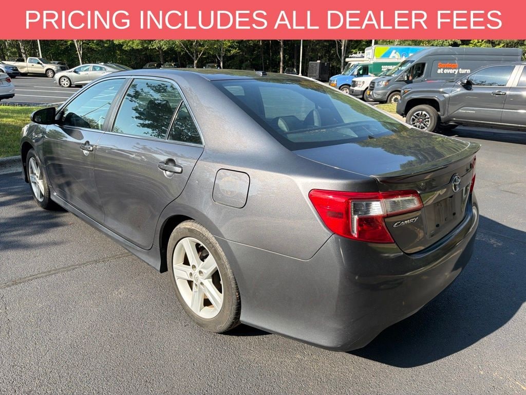 Used 2012 Toyota Camry SE Sedan