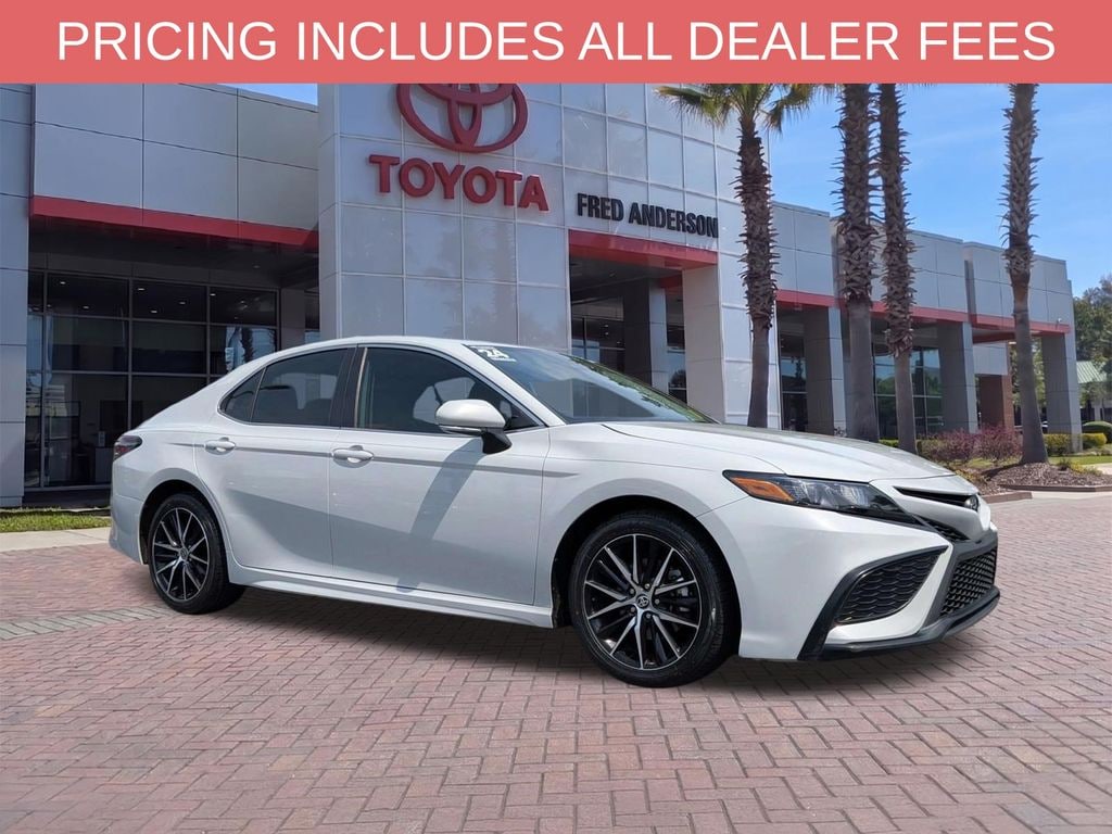 Used 2024 Toyota Camry SE Sedan